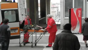 Тийнейджър в алкохолна кома, в дискотека му сервирали 15 водки