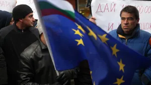 Производители на зелена енергия на протест пред НС