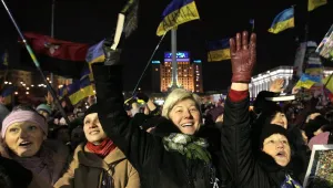 Демонстрантите забраниха на Янукович споразумения с Русия