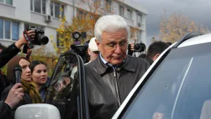 Как Бисеров и Главинков изплащат 800 хиляди лева кредит за 4 месеца