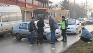 Пиян с 2,48 промила блъсна човек на автобусна спирка в Русе