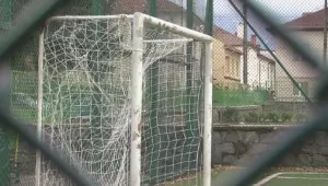 В какво състояние са спортните площадки в Разлог