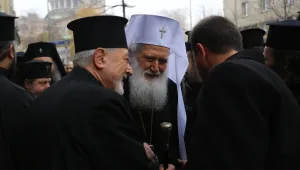 Трябва ли ВАС да присъди „Св. Александър Невски” на държавата?