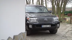 Горските стопанства трупат скъпи джипове за богати посетители
