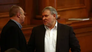 Направи ли си ДСБ харакири?