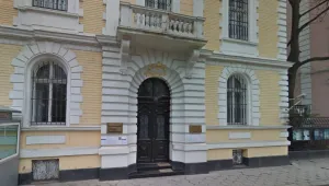 Съмнителният пакет пред египетското посолство се оказа фалшива тревога