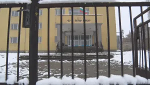 Скандал между ученички завърши със заплаха с пистолет