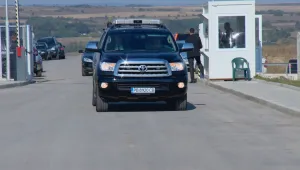 Как скандалните джипове на горските бяха предоставени безвъзмездно на НСО