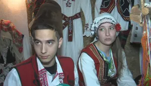 Студентският празник – в народна носия