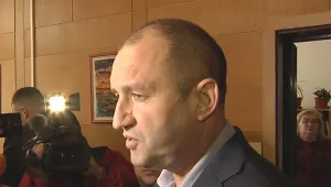 Румен Радев: Надявам се, че хората в Хитрино няма да живеят 2 години във фургони