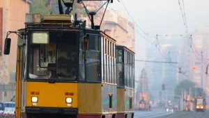 Общественият транспорт във Варшава е безплатен заради замърсяването на въздуха
