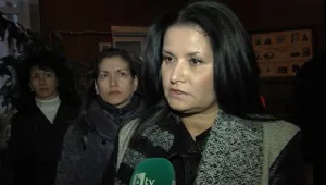 Родители от Плевен се вдигнаха на протест в защита на училище на 160 години