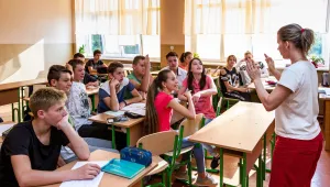 Венецианската комисия критикува Украйна заради просветния закон