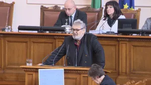 Стефан Данаилов за парите за здраве: Да сменим политиката и да постъпим най-човешки