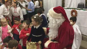 Как ще посрещнат Коледа сънародниците ни в чужбина (ВИДЕО)