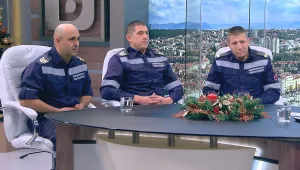 Пожарникарите, които спасиха петима, паднали в 70-метрова пропаст: Не се чувстваме герои 