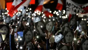 С искане за оставка: Многохиляден протест в Малта срещу премиера Мускат