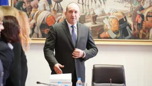 Президентът: Консултациите не са публичен линч на Гешев и Цацаров