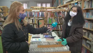 Мобилна библиотека във Велинград разнася книги по домовете