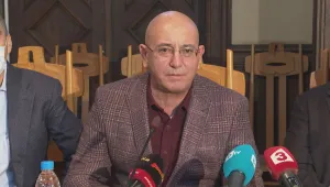 Екоминистърът разпореди проверка за укриване на информация за замърсяване на Варненското езеро