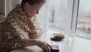 Социалният министър обясни как доходът на над 330 000 пенсионери ще надхвърли линията на бедност 
