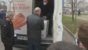 Риба, сладолед, пържоли, кренвирши, ваксини: Битката с COVID-19 на логистичния фронт