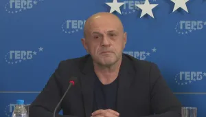 Дончев за снимките с кюлчета и пари на Борисов: Истината рано или късно излиза наяве