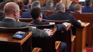 Парламентът реши да бъде закрита „Държавна петролна компания“