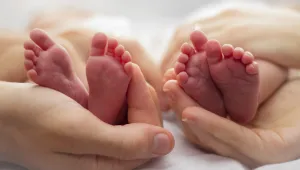 Разменени при раждането: 70 години по-късно двама мъже разбират истината