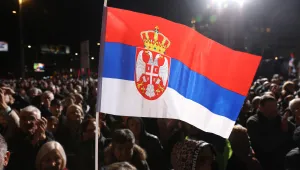 Блокади и шествия срещу режима на Вучич: Трети ден на протести в Сърбия