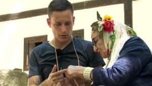 "Още от Бягство към победата": Фармацевтите плетат