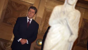 Президентът участва в 