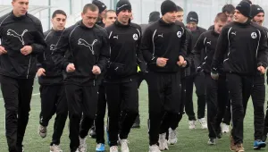Резервите на Славия победиха с 3:0 Ръмнику Вълчея в контролен мач