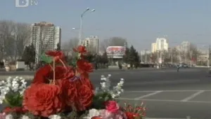 Северна Корея празнува рожденния ден на Ким Чен Ир 