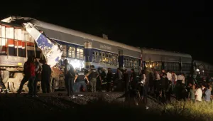 Два влака се блъснаха в Аржентина, четирима загинаха