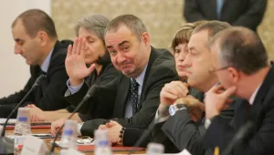 В умуване на контрола и необходимостта от СРС-та
