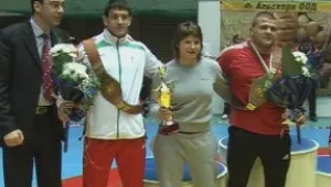 Николай Щерев и Христо Маринов спечелиха златните пояси 