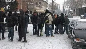 Учениците вкъщи (или в мола), вместо на училище