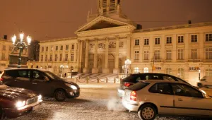 Снегът блокира пътищата в Белгия