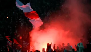 Полицията в Амстердам арестува 76 фенове преди Аякс - Манчестър Юнайтед