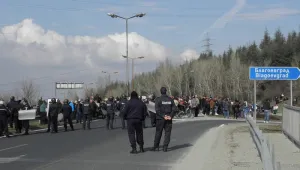 Протестът блокира Орлов мост, 15 км. опашка на пътя Е-79