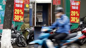 10 жертви на 2 последователни експлозии във Виетнам