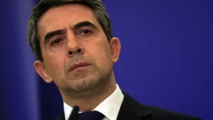 Президентът оспорва в КС част от промените в закона за Черноморското крайбрежие