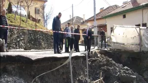 Две свлачища в района на Сатовча откъсват десетки хора от света