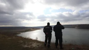 Водите в страната спадат, пожарникарите се надигат (ОБЗОР)