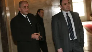 БСП и ДПС заподозряха заговор срещу Светлозар Лазаров