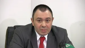 Светлозар Лазаров не знае нищо за „Червеи”