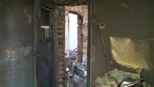 Възрастна жена остана без дом след пожар