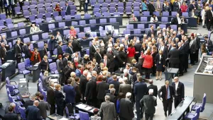 Германският парламент одобри с огромно мнозинство помощта за Гърция