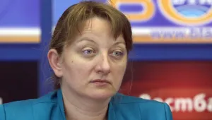 Деница Сачева: Не може хората сами да решават да излязат в карантина